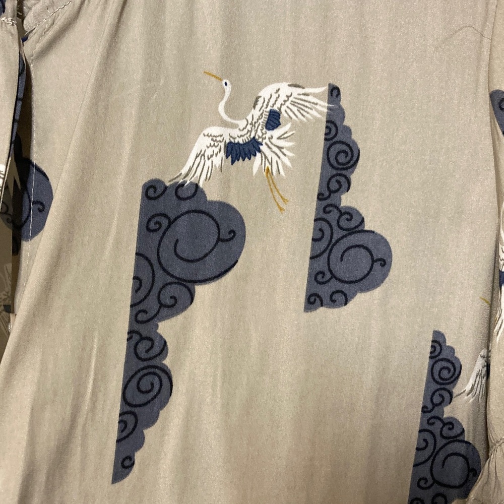 T Tahari Light Tan Blouse with Artistic Design - Picture 9 of 11